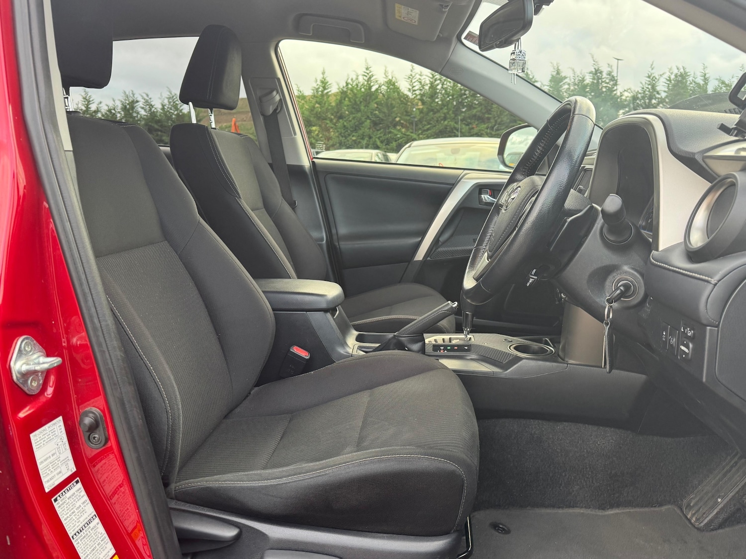 Used Toyota RAV4 2013 for sale - 76518543: Photo 17