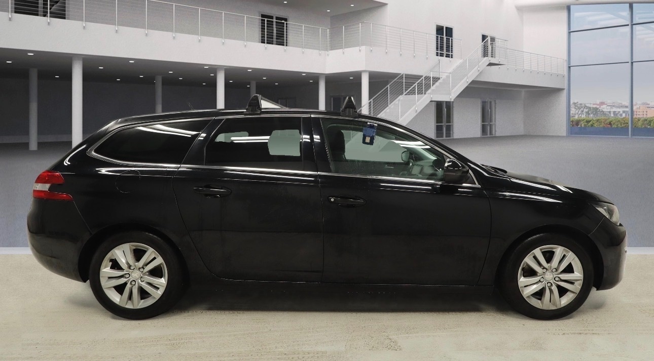 Used Peugeot 308 2015 for sale - 77303366: Photo 3