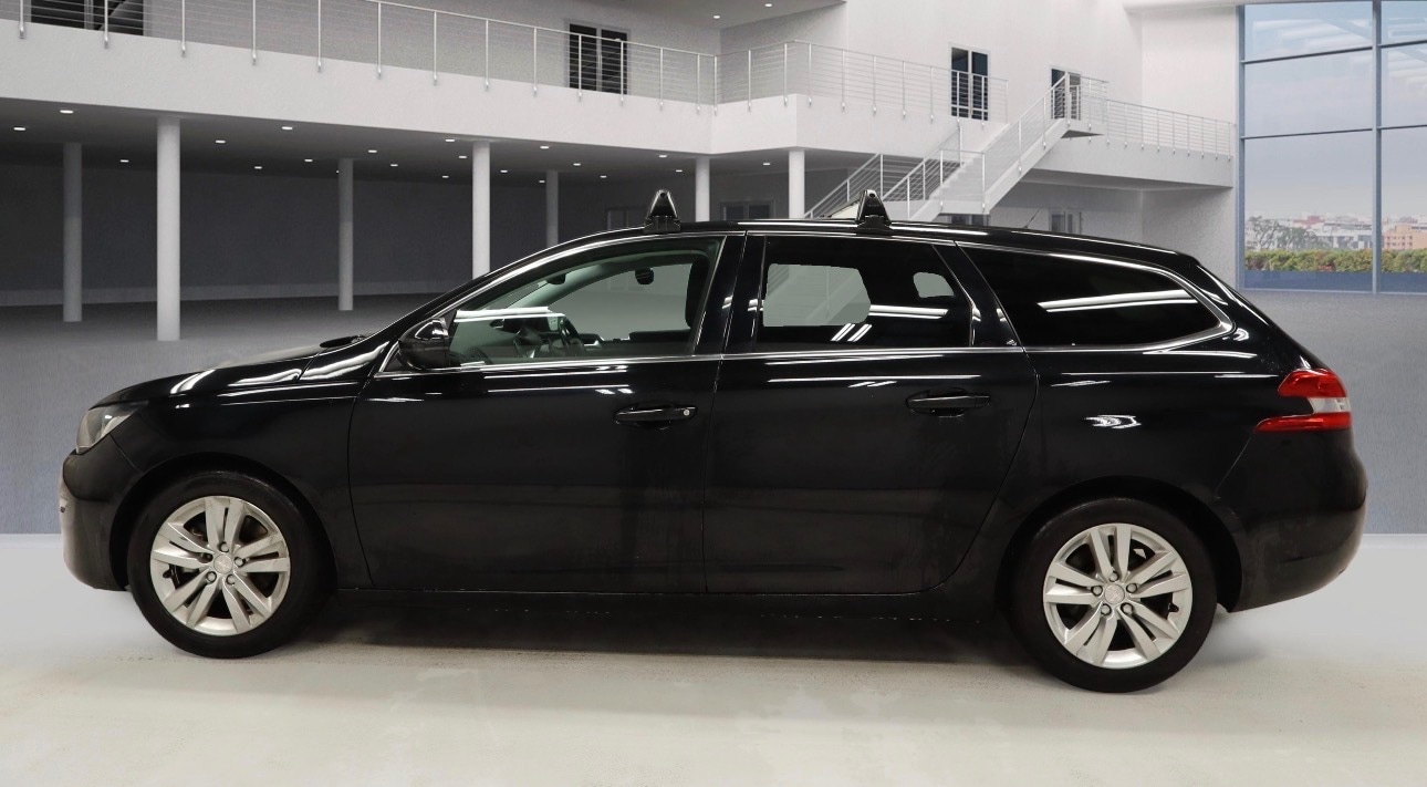 Used Peugeot 308 2015 for sale - 77303366: Photo 8