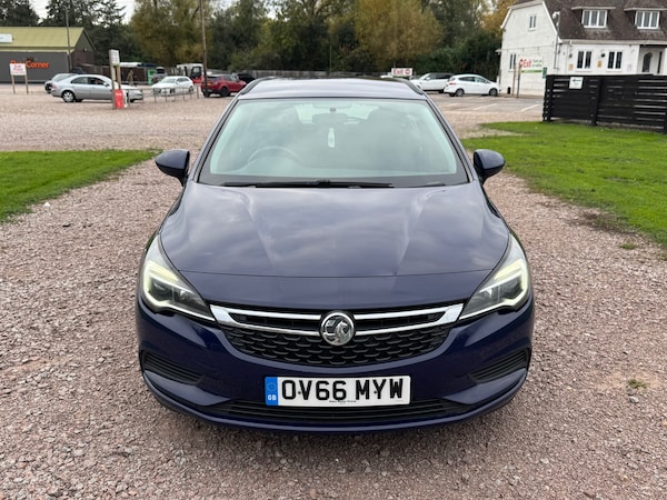 Used Vauxhall Astra 2016 for sale - 76314054: Photo 2
