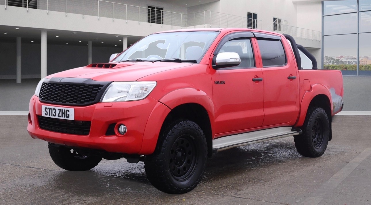 Used Toyota Hilux 2013 for sale - 76897195: Photo 2