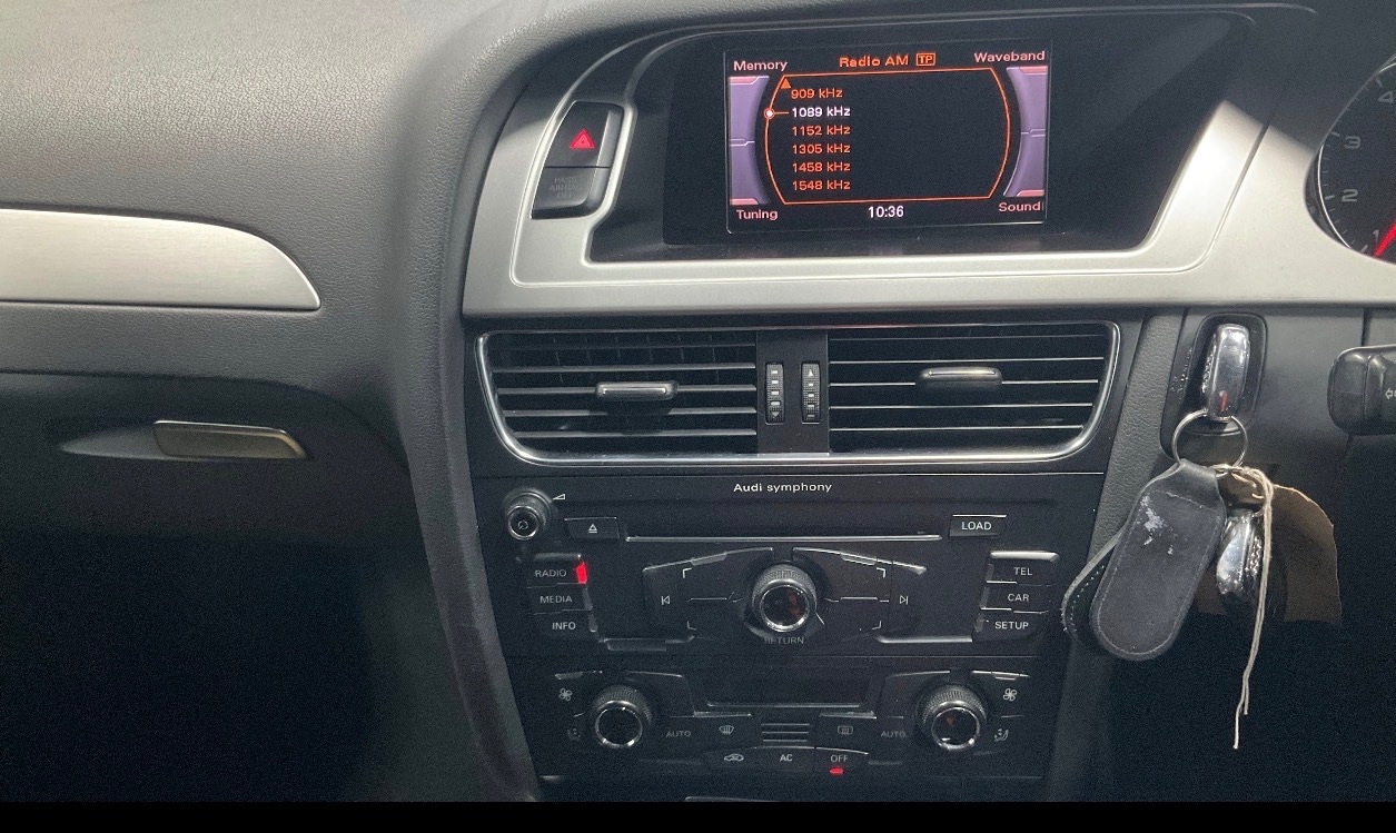 Used Audi A4 2009 for sale - 77019099: Photo 8