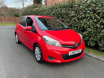 Used Toyota Yaris 2013 for sale - 76974813: Photo