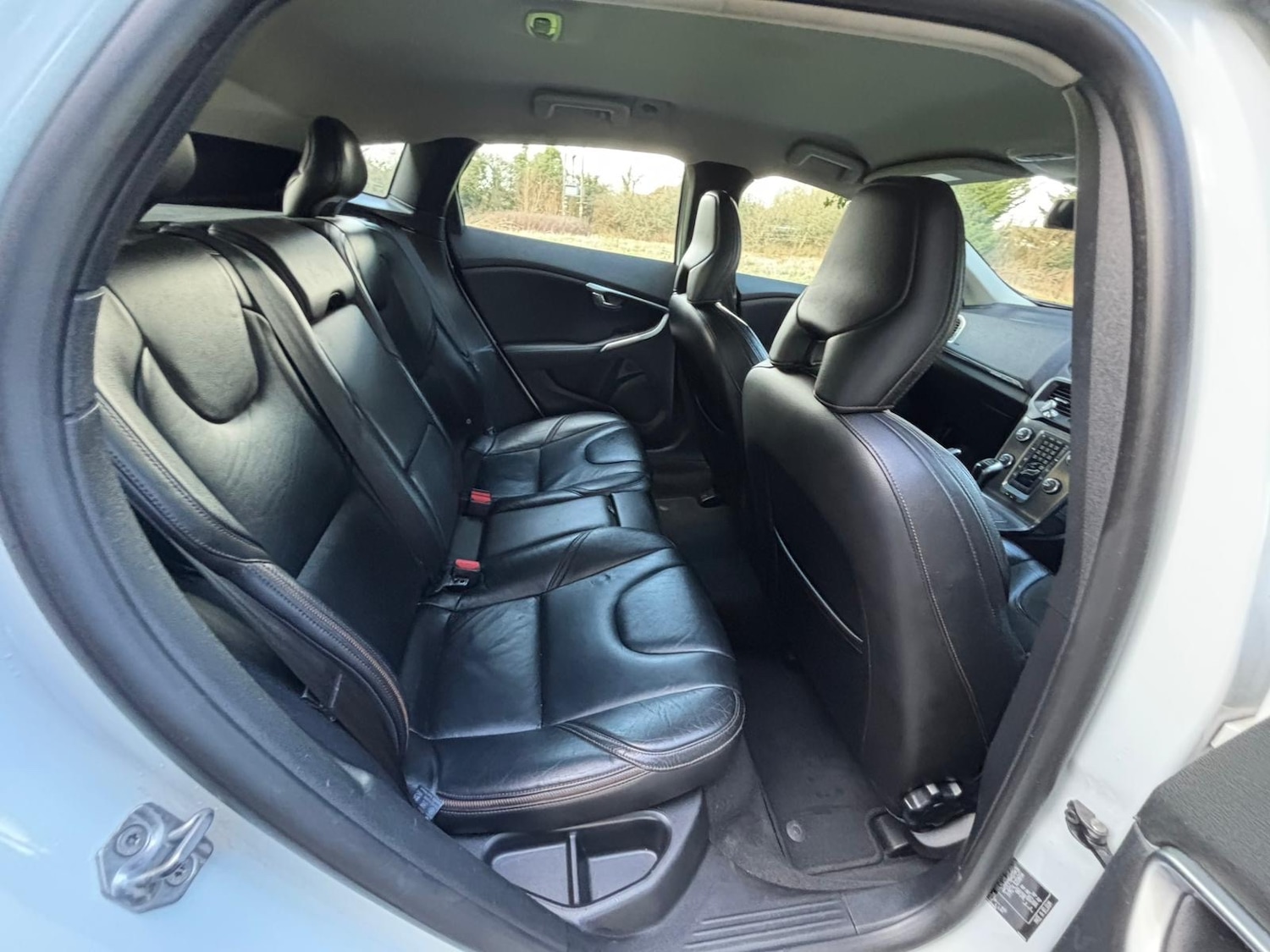 Used Volvo V40 2015 for sale - 77395431: Photo 15