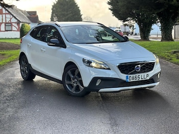 Used Volvo V40 2015 for sale - 77395431: Photo