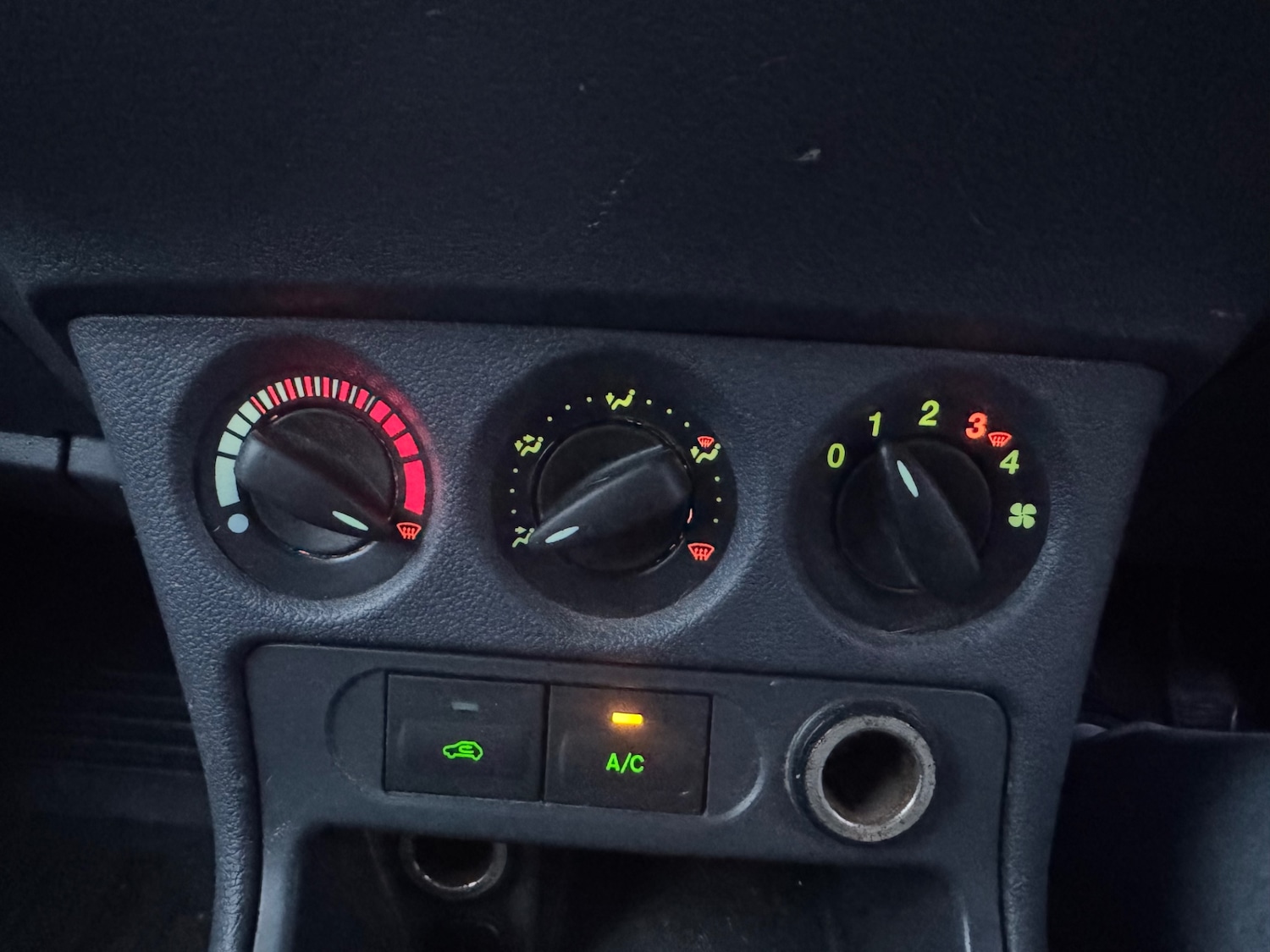 Used Ford Transit Connect 2012 for sale - 76855429: Photo 13