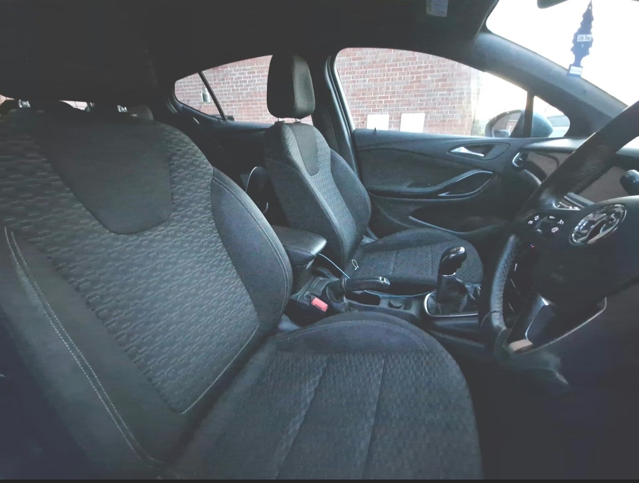 Used Vauxhall Astra 2016 for sale - 76694783: Photo 3