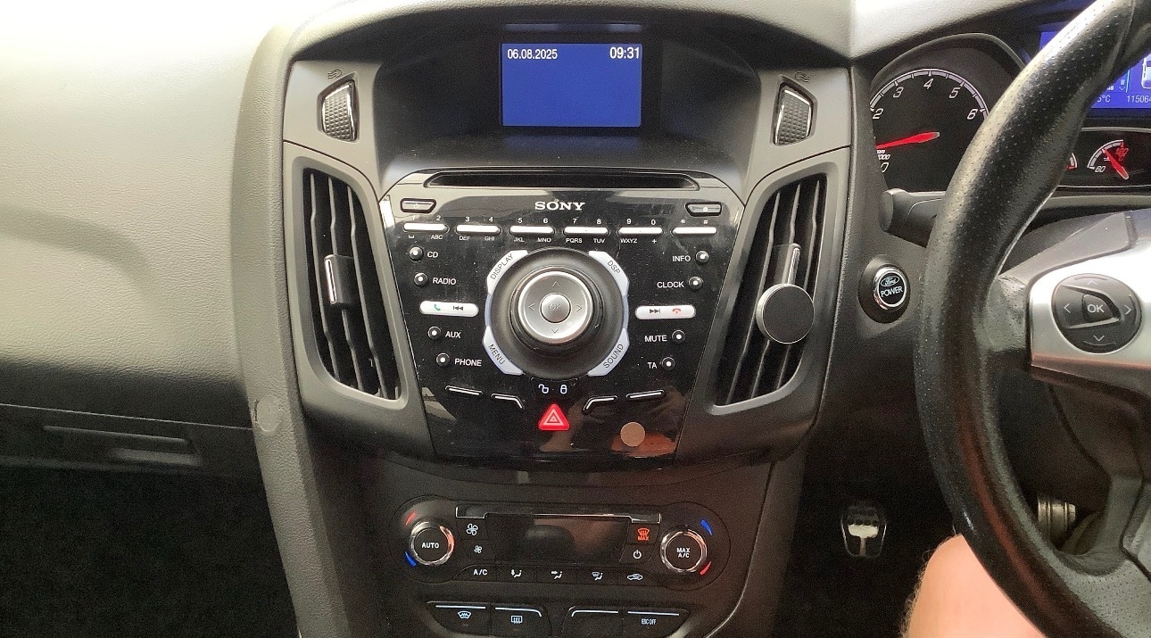 Used Ford Focus 2013 for sale - 77020684: Photo 9