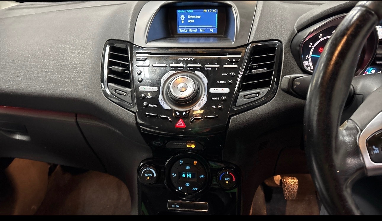 Used Ford Fiesta 2016 for sale - 77409883: Photo 9