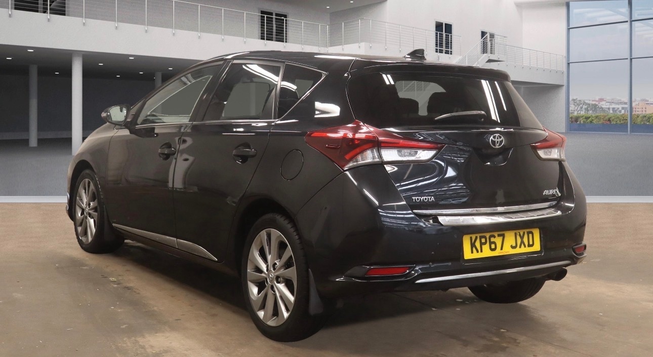 Used Toyota Auris 2017 for sale - 77020698: Photo 3