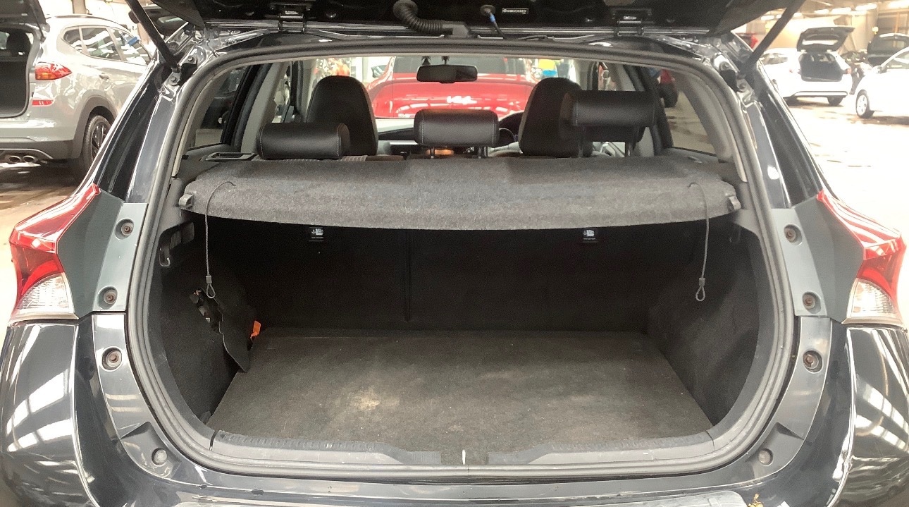 Used Toyota Auris 2017 for sale - 77020698: Photo 5