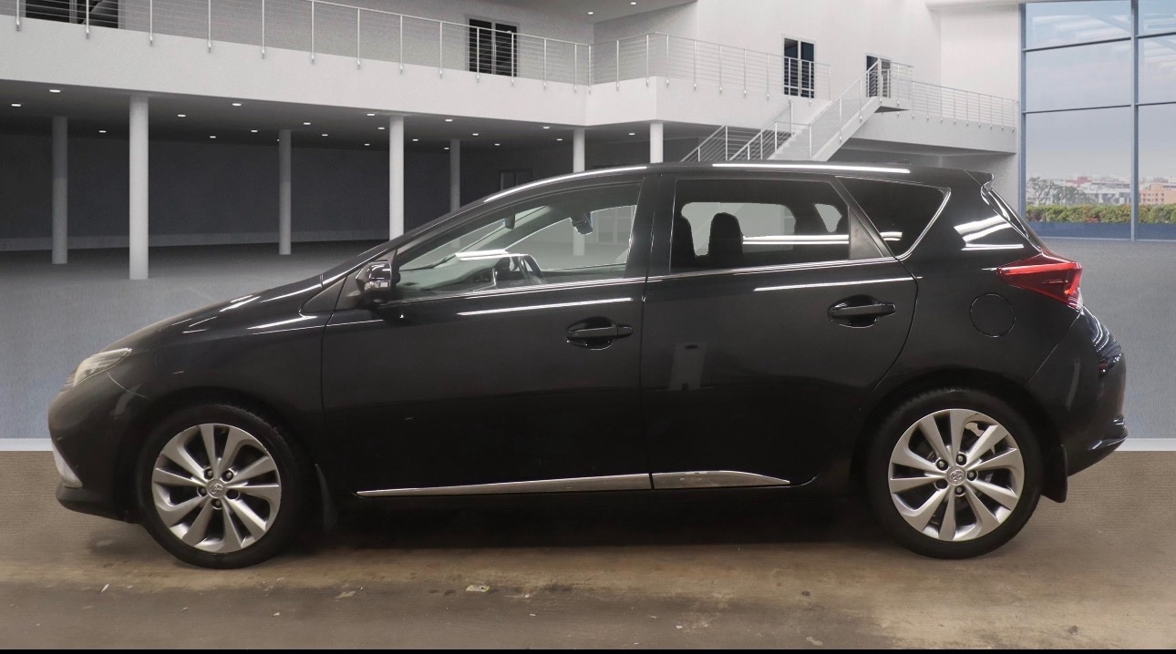 Used Toyota Auris 2017 for sale - 77020698: Photo 6