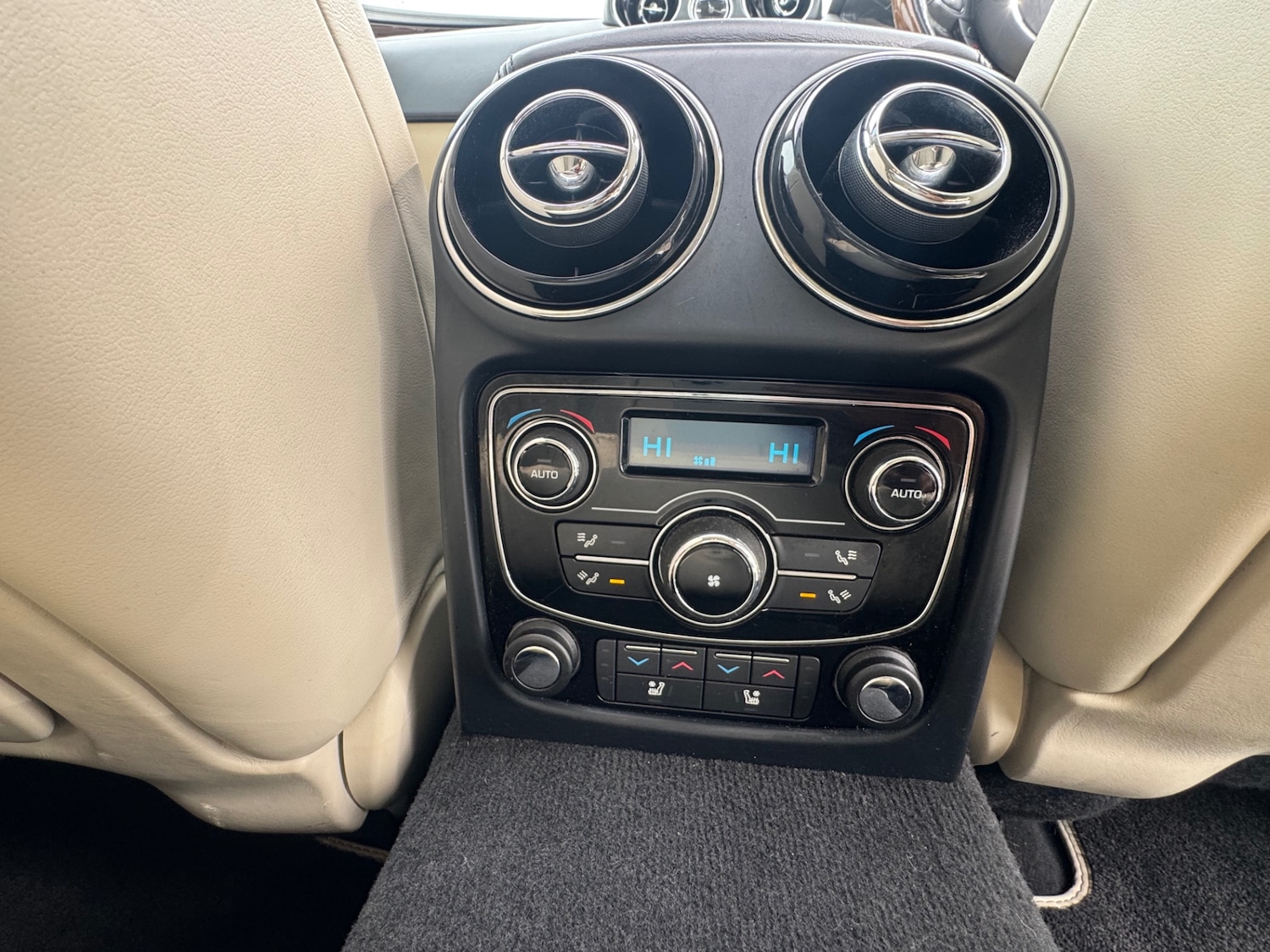 Used Jaguar XJ 2018 for sale - 78202560: Photo 16