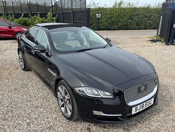 Used Jaguar XJ 2018 for sale - 78202560: Photo