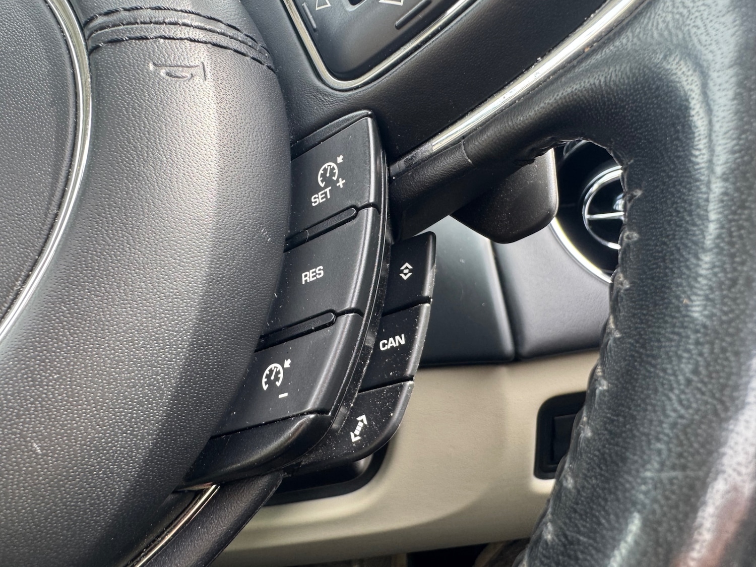 Used Jaguar XJ 2018 for sale - 78202560: Photo 22