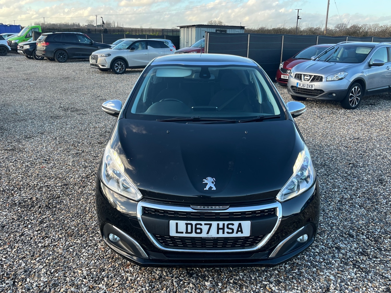 Used Peugeot 208 2018 for sale - 77019008: Photo 3