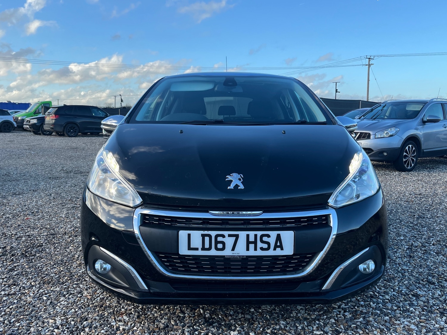 Used Peugeot 208 2018 for sale - 77019008: Photo 4