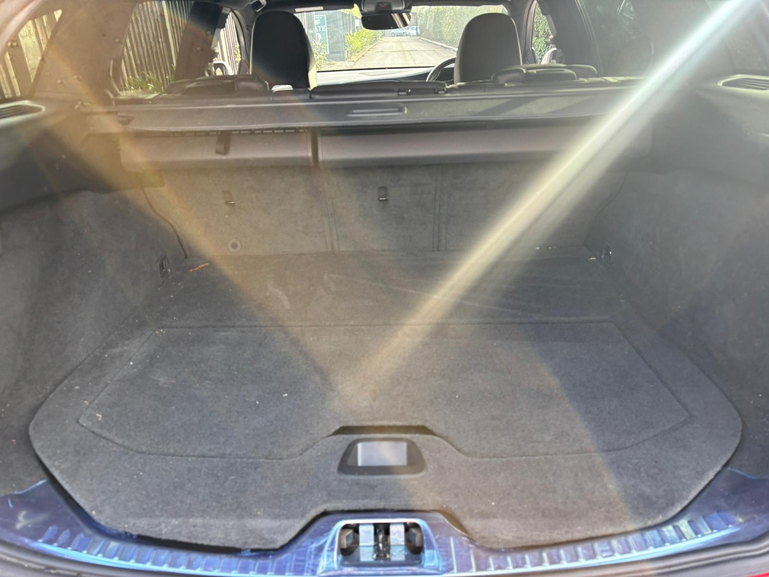 Used Volvo V60 2014 for sale - 76566384: Photo 15