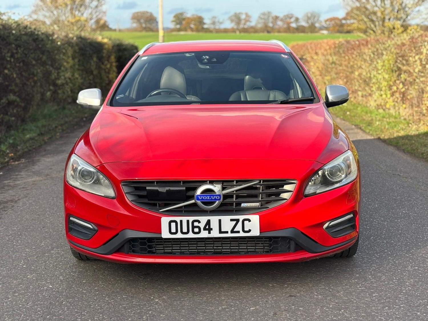 Used Volvo V60 2014 for sale - 76566384: Photo 4