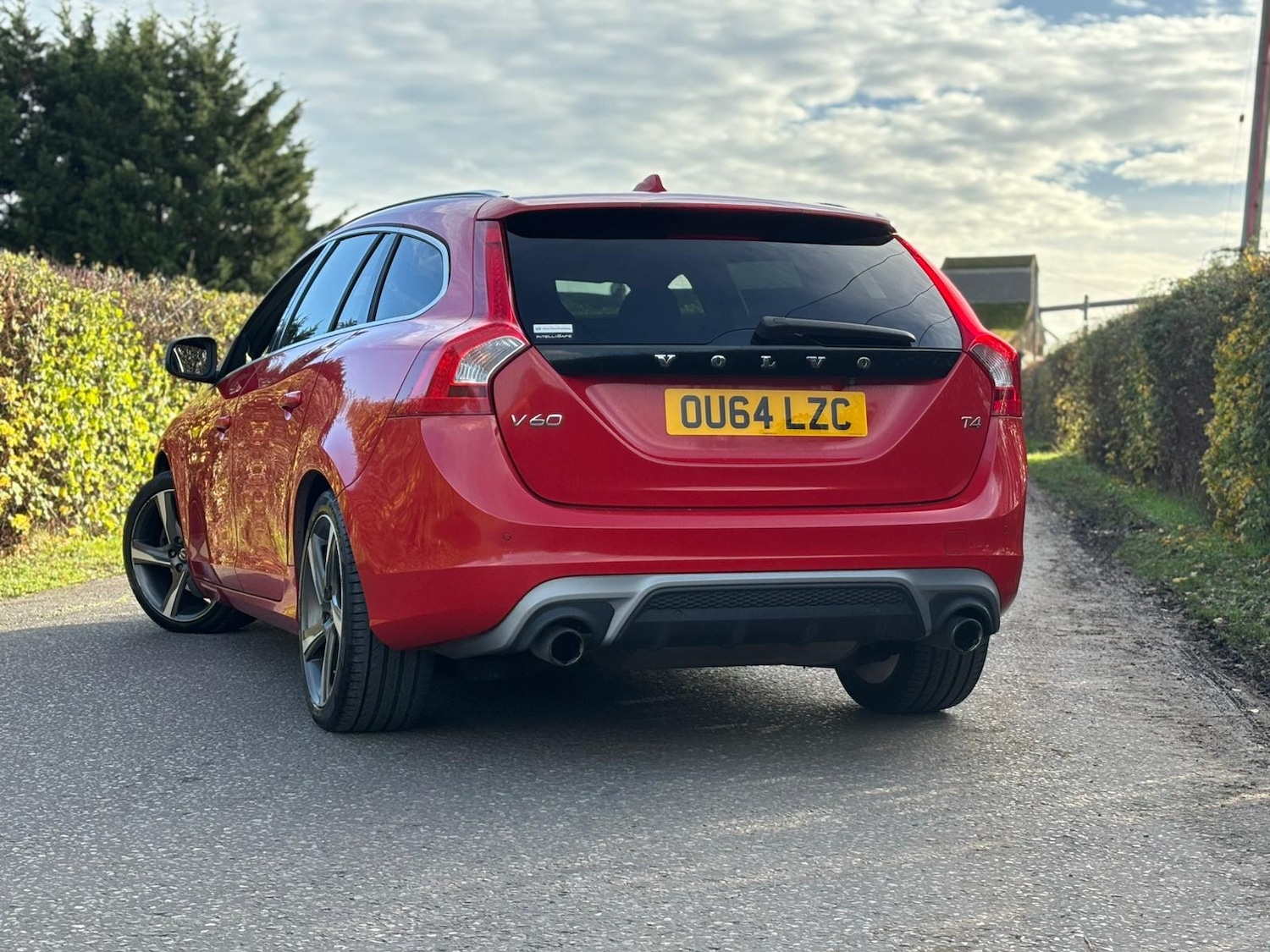 Used Volvo V60 2014 for sale - 76566384: Photo 7