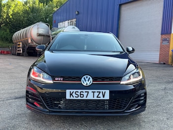 Used Volkswagen Golf 2017 for sale - 75382630: Photo