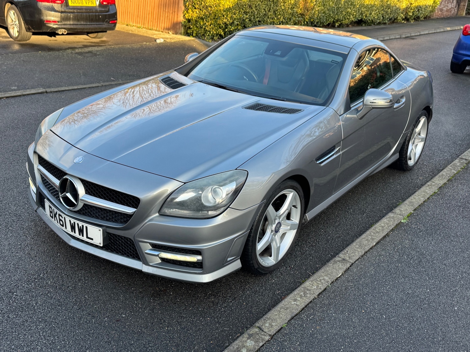 Used Mercedes-Benz SLK 2011 for sale - 76699042: Photo 6