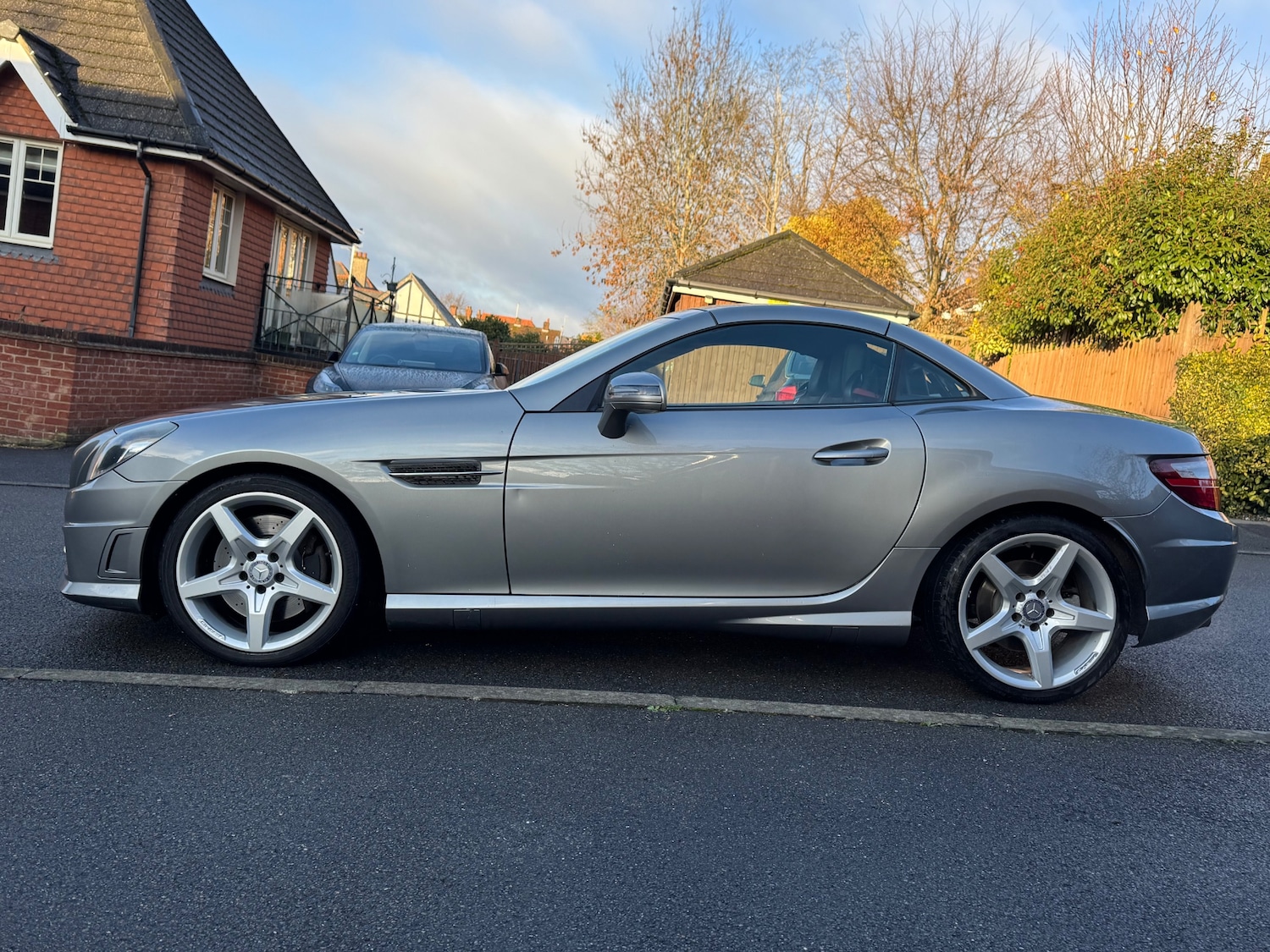 Used Mercedes-Benz SLK 2011 for sale - 76699042: Photo 7