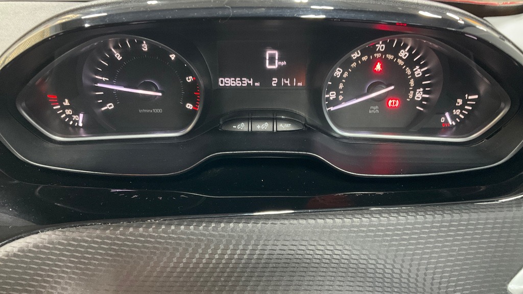 Used Peugeot 208 2016 for sale - 77154531: Photo 10