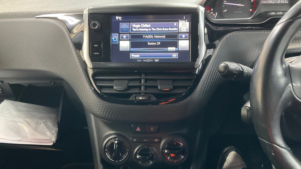 Used Peugeot 208 2016 for sale - 77154531: Photo 11