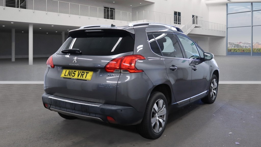 Used Peugeot 2008 2015 for sale - 77154549: Photo 4
