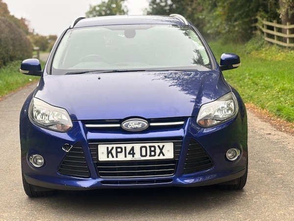 Used Ford Focus 2014 for sale - 76282549: Photo 3