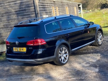 Used Volkswagen Passat 2014 for sale - 77329587: Photo