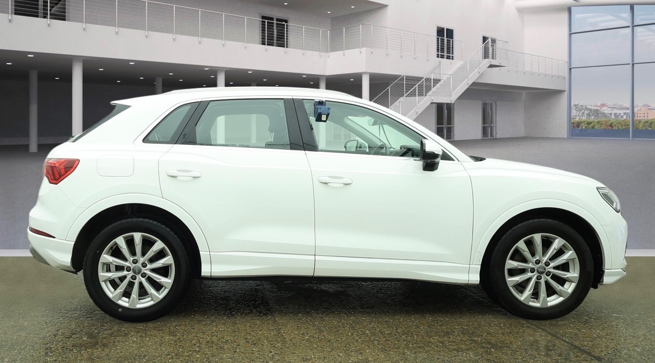 Used Audi Q3 2019 for sale - 77938633: Photo 3