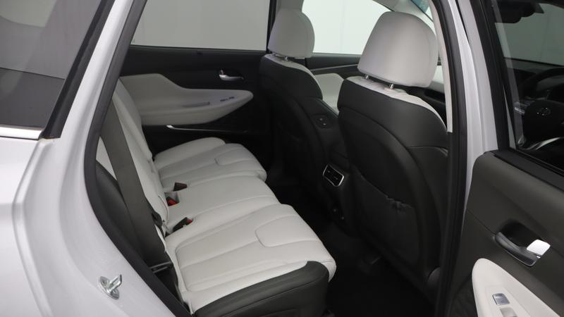 Used Hyundai Santa Fe 2023 for sale - 77116681: Photo 15