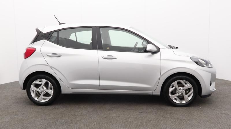 Used Hyundai i10 2022 for sale - 77529120: Photo 2