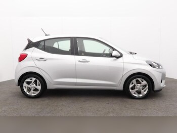 Used Hyundai i10 2022 for sale - 77529120: Photo