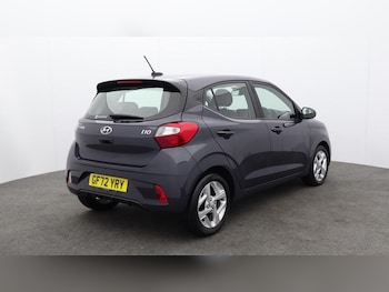 Used Hyundai i10 2022 for sale - 77607596: Photo
