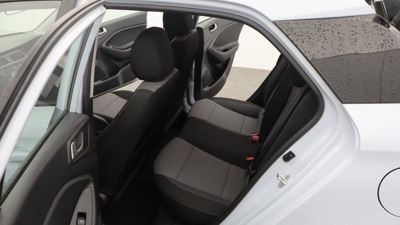 Used Hyundai i20 2020 for sale - 77138216: Photo 17