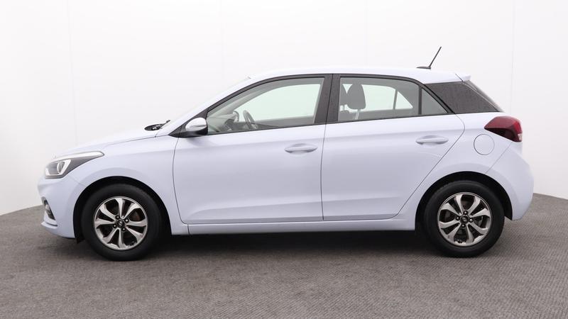Used Hyundai i20 2020 for sale - 77138216: Photo 6
