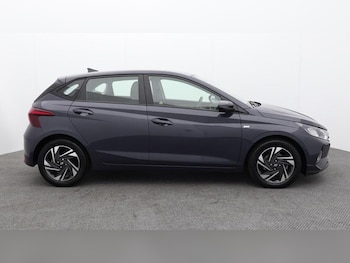Used Hyundai i20 2022 for sale - 77117042: Photo