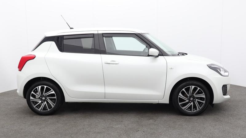 Used Suzuki Swift 2024 for sale - 77567435: Photo 2