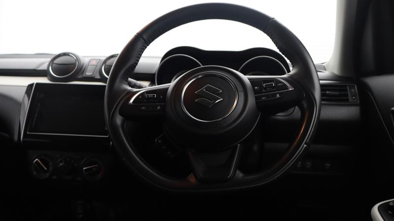 Used Suzuki Swift 2024 for sale - 77567435: Photo 9