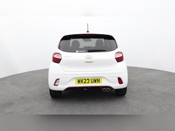 Used Hyundai i10 2023 for sale - 77117190: Photo