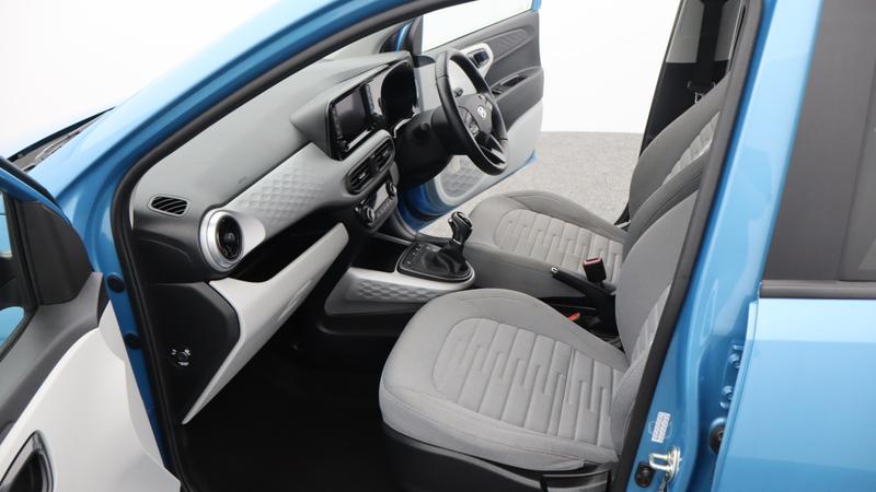 Used Hyundai i10 2022 for sale - 77703125: Photo 19