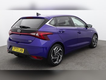 Used Hyundai i20 2023 for sale - 77989007: Photo