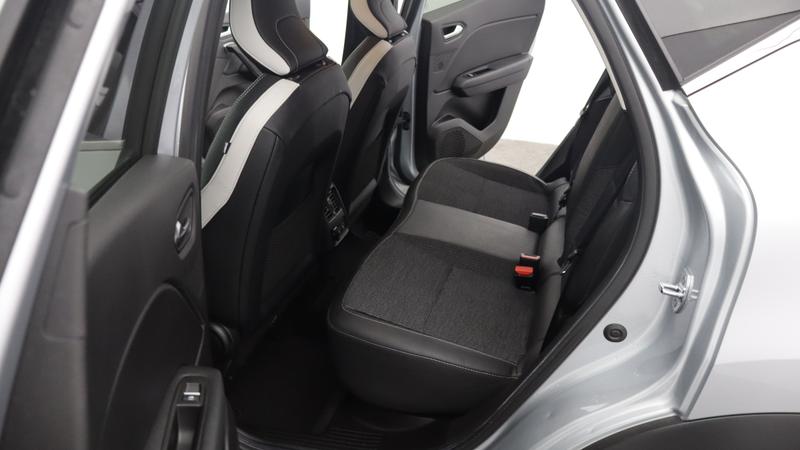 Used Renault Captur 2022 for sale - 77274938: Photo 19