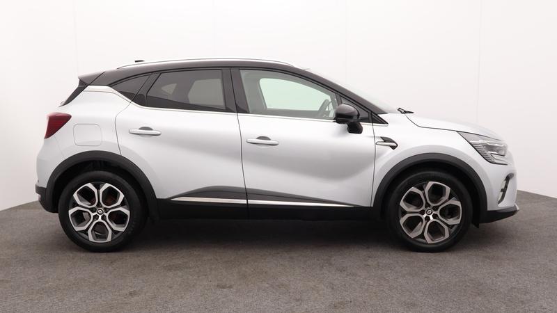 Used Renault Captur 2022 for sale - 77274938: Photo 2