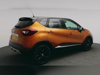 Used Renault Captur 2018 for sale - 79094359: Photo