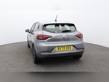 Used Renault Clio 2023 for sale - 77679481: Photo