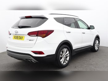 Used Hyundai Santa Fe 2018 for sale - 78420286: Photo